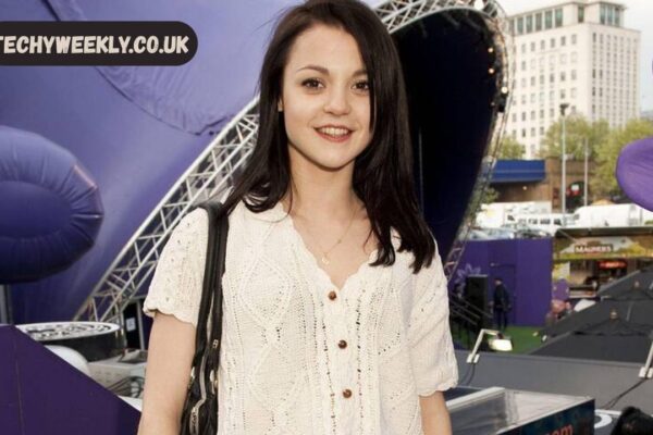 Kathryn Prescott